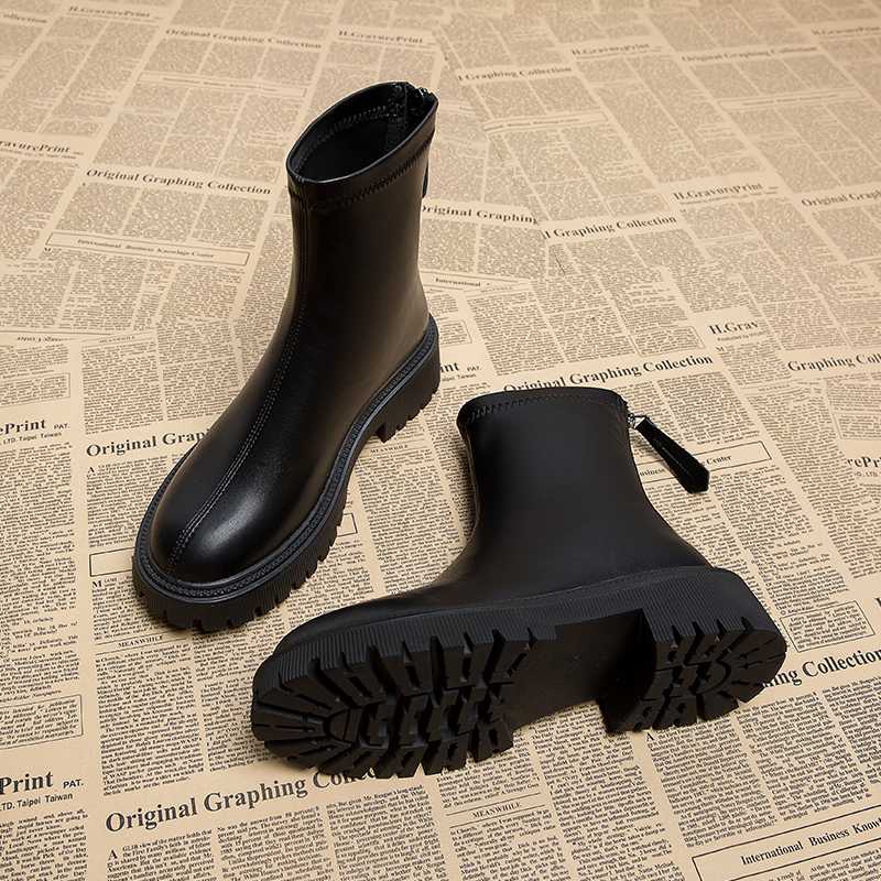 ブーツ 滑りにくい厚底ショートブーツ