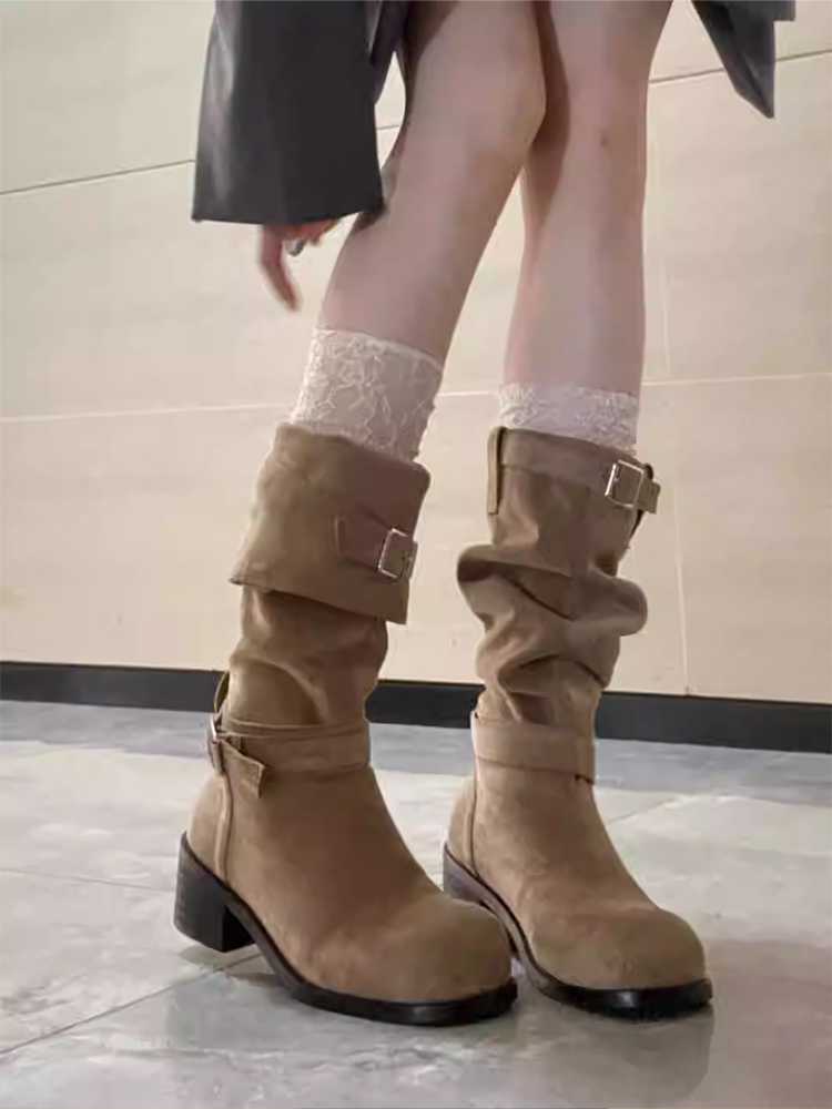 ブーツ 美脚効果抜群 バックル飾りミドルブーツ