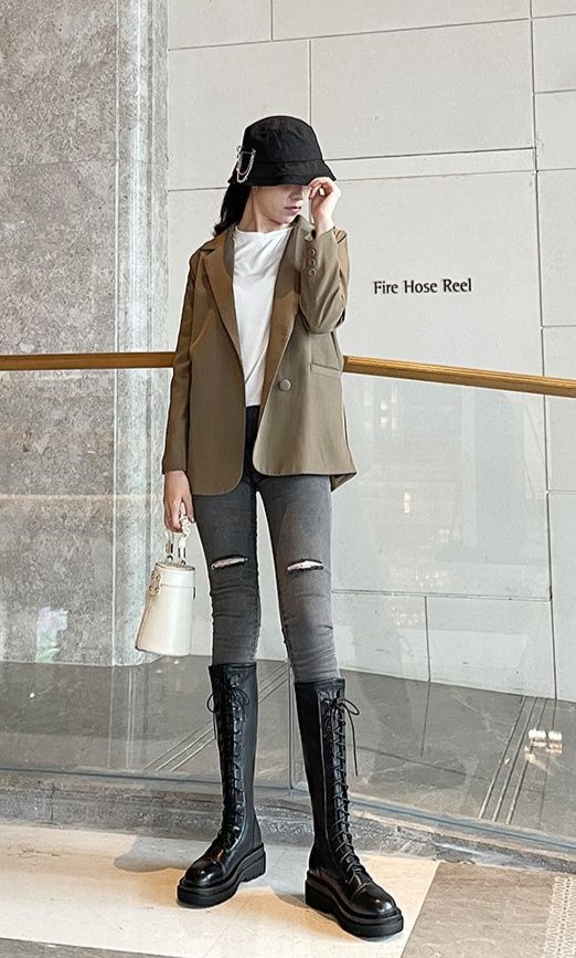 https://fulmo-img-server.com/bootsmarket/1790742847072_a8fq5bug_jfgstabf.jpeg