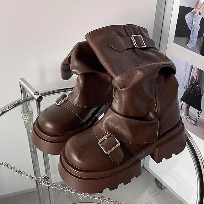 https://fulmo-img-server.com/bootsmarket/6292d6c5-7dcb-4aed-97bd-a600dcd492af.jpg