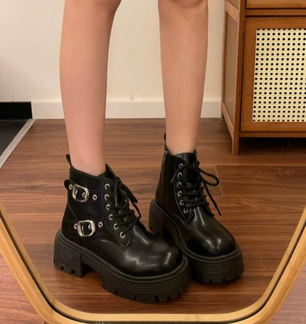 秋冬厚底ショートブーツ合成皮革レースアップ