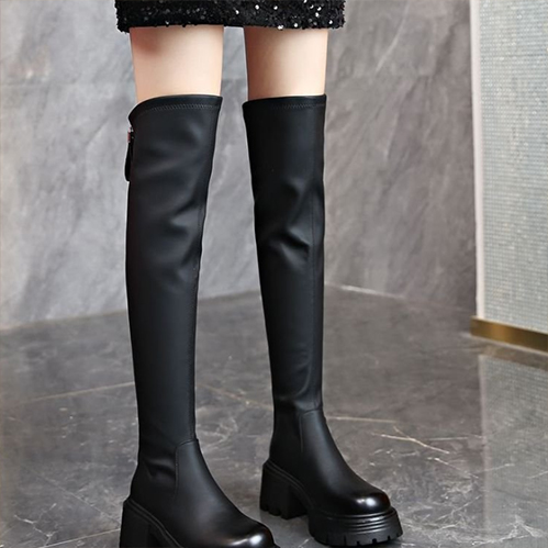 2026新作 レディース厚底ロングブーツ 脚長効果 バック留め金付き