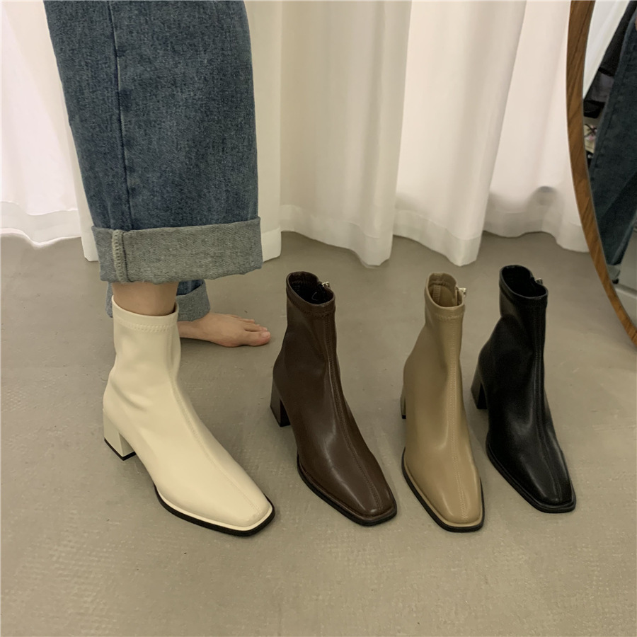 冬新作 高級感ショートブーツ レディース 大人上品