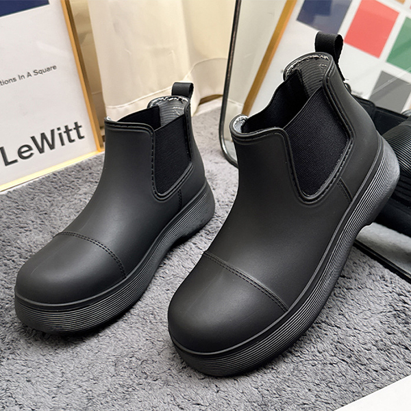 https://fulmo-img-server.com/bootsmarket/97bd4ec9-73a8-41a4-a722-0bf2d222cb17.jpg