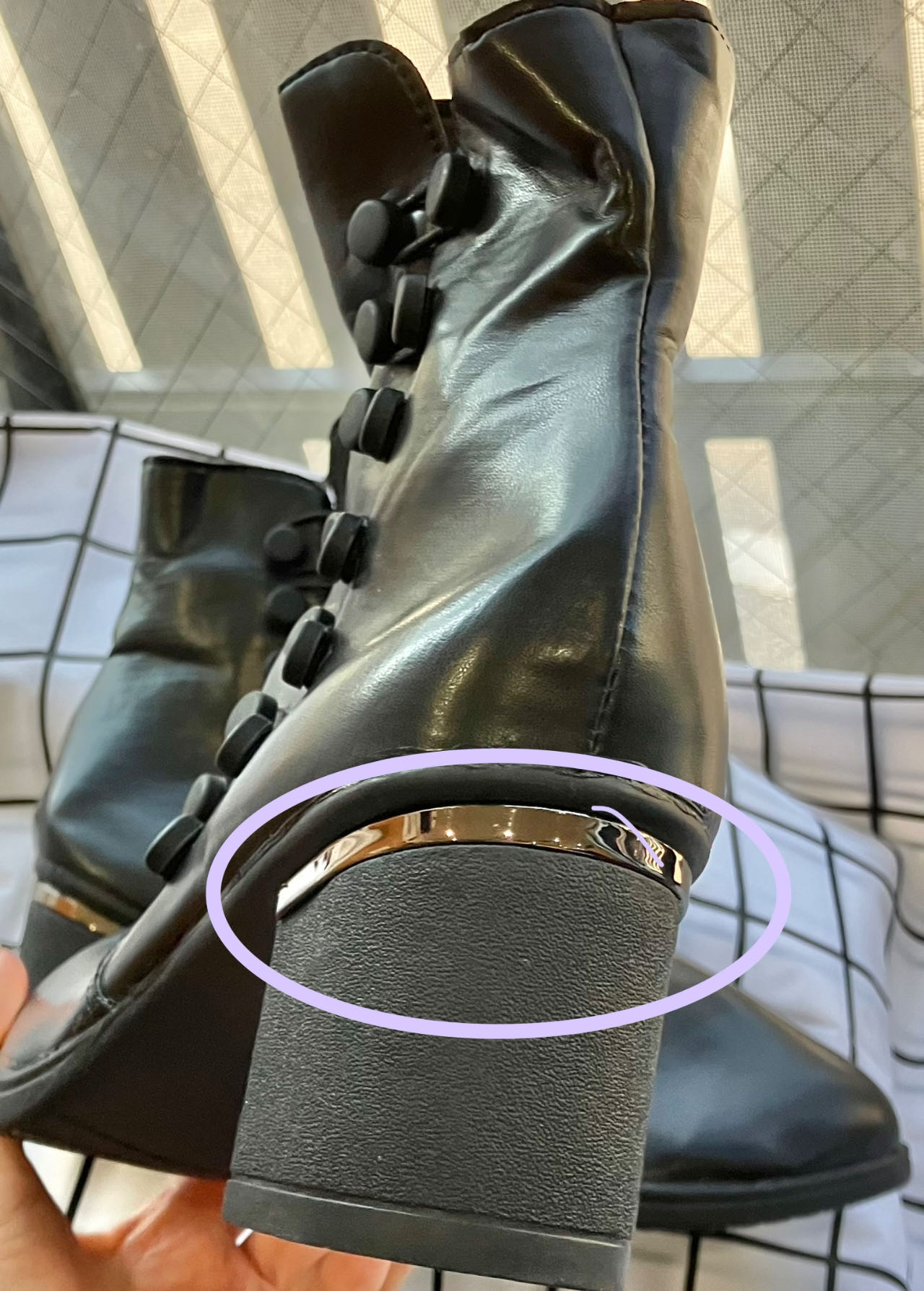 レディース裏起毛ショートブーツ編み上げ太ヒール黒