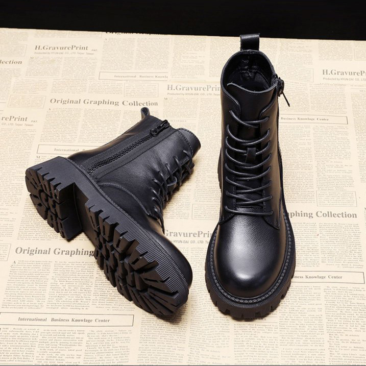 レディース厚底ショートブーツ編み上げ黒秋冬美脚