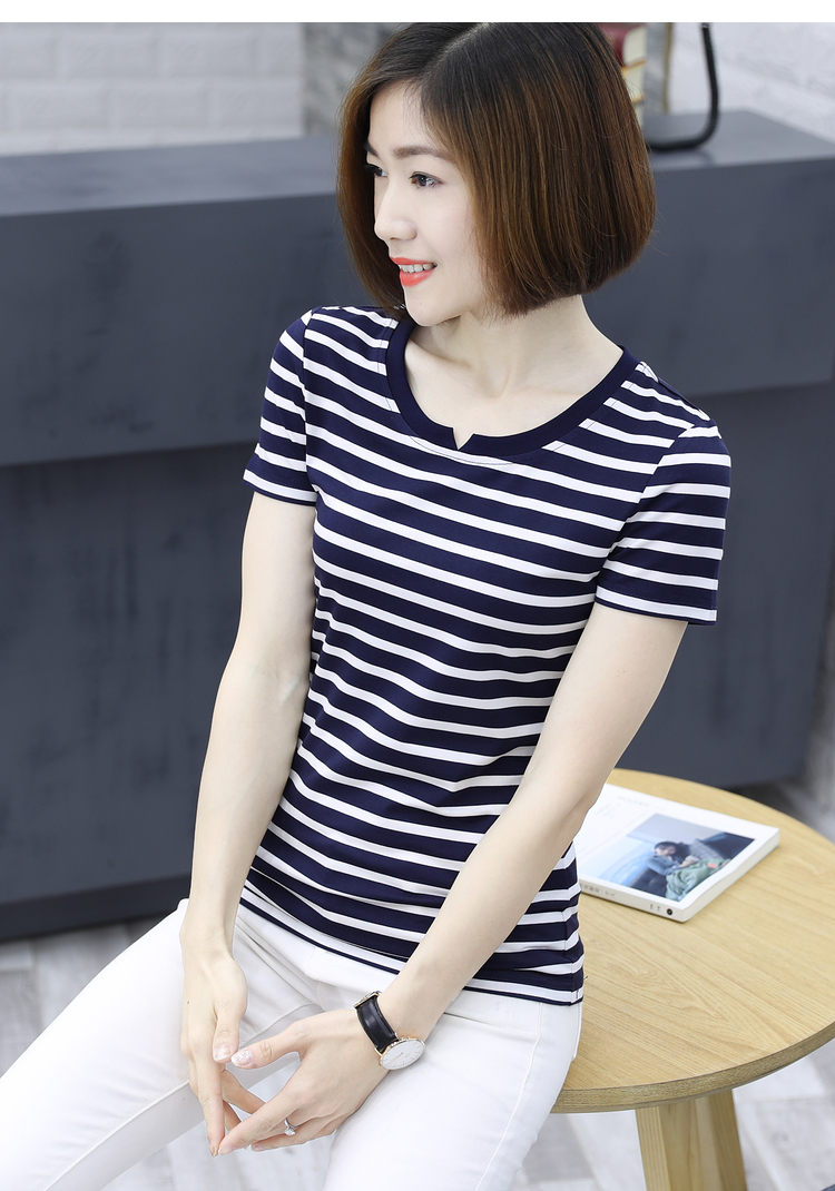 ボーダー服 優美なノッチネック ボーダーカットソー