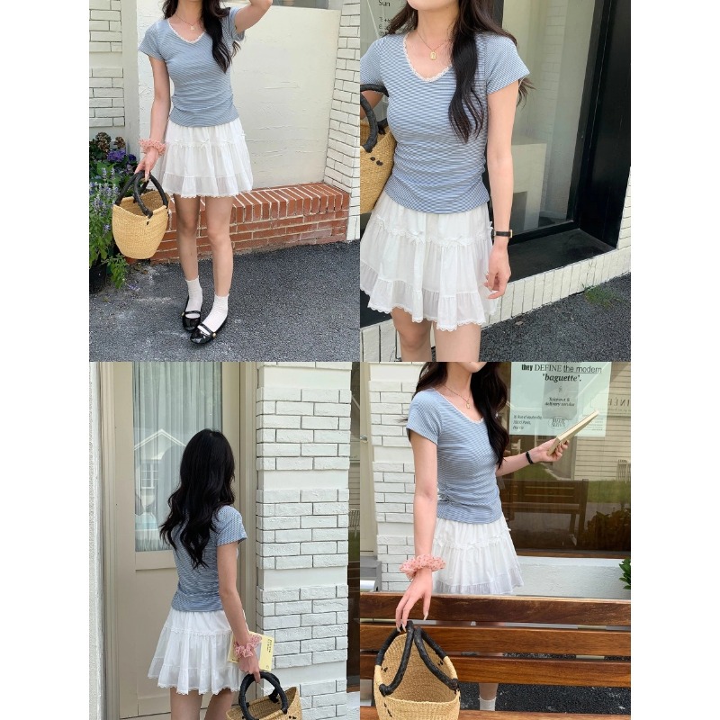 ボーダー服 レース縁取りボーダー胸元Tシャツ