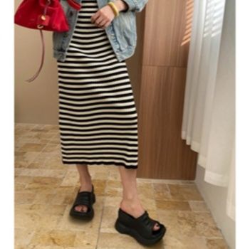 ボーダー服 ボーダー服 ニットリブ編み紐付きボーダーワンピース