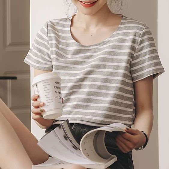 シンプル爽やか ゆるタイトボーダーTシャツ ボーダー服