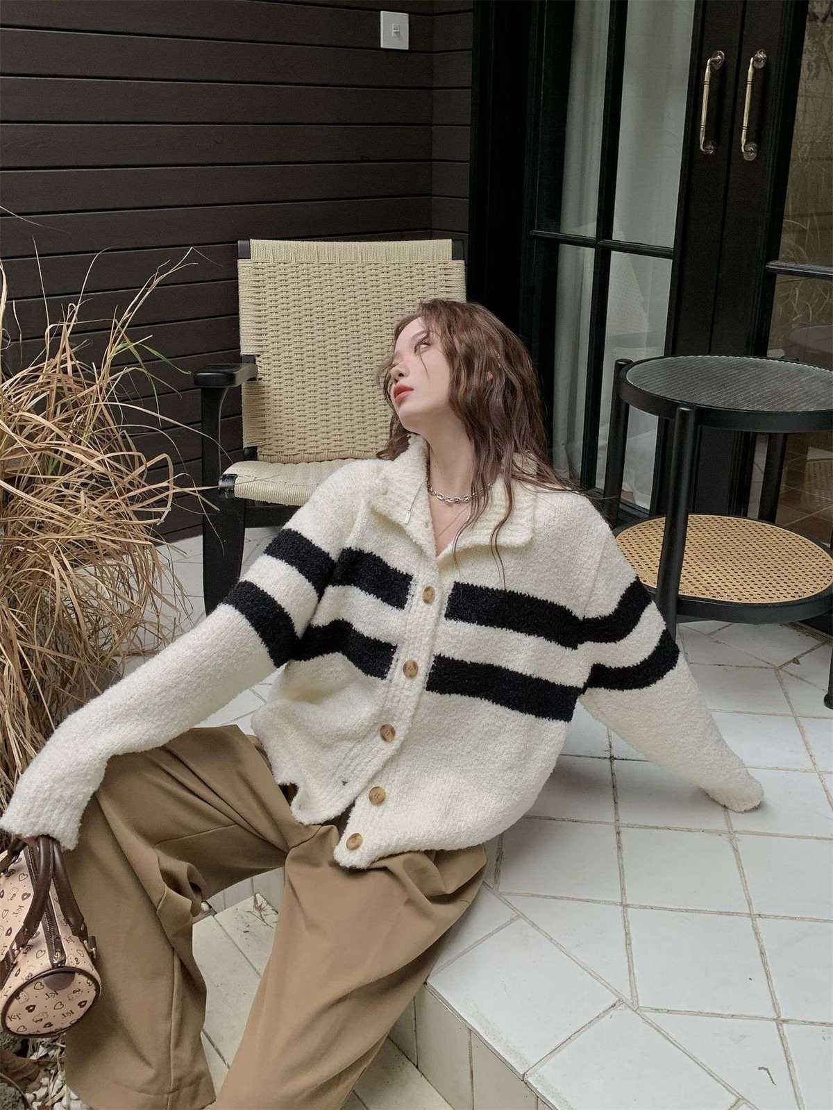 もこもこボーダー柄カーディガン ボーダー服