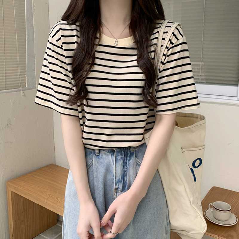 ボーダー ゆったり横縞ベーシックTシャツ