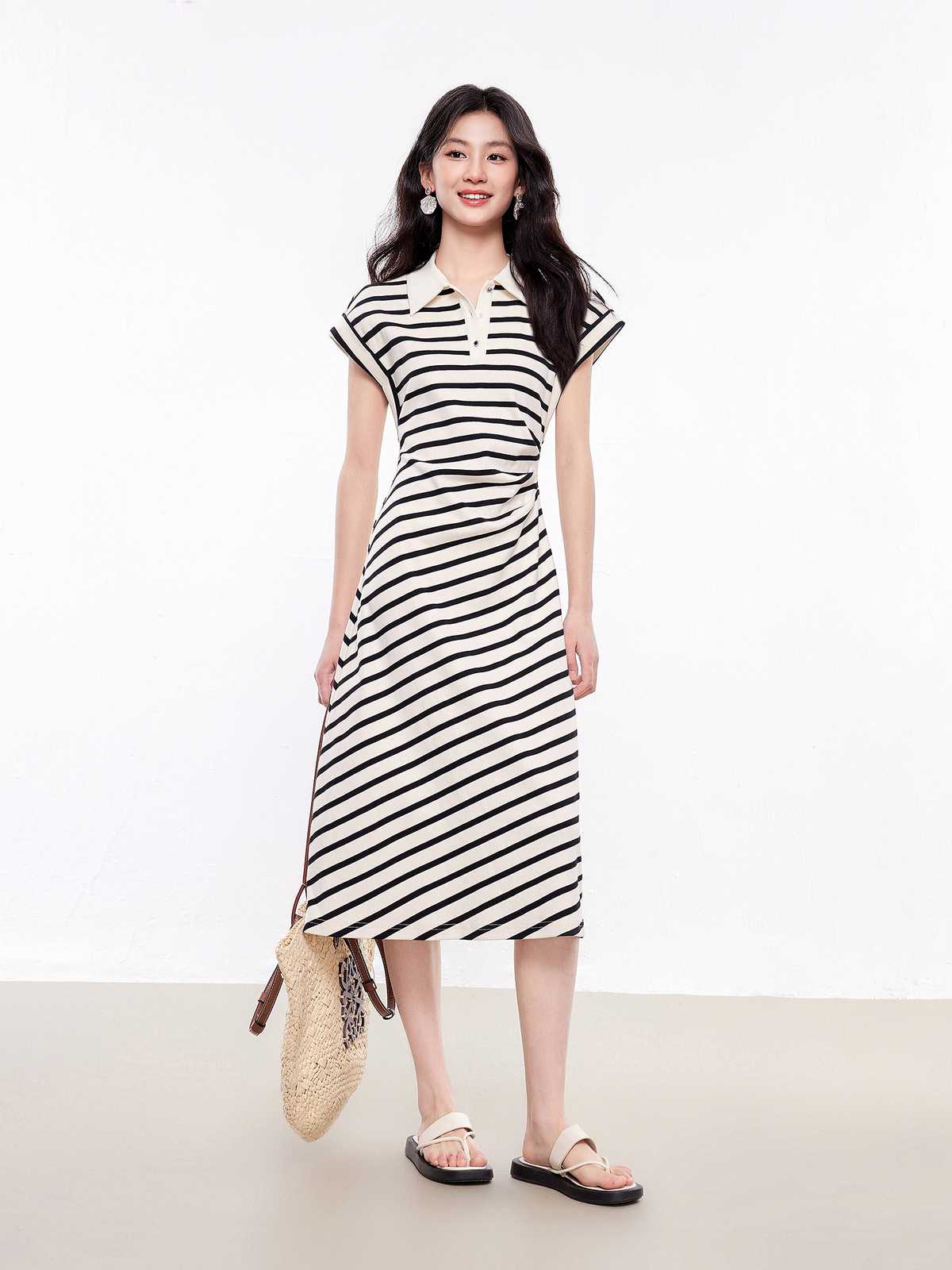 ボーダー服 マリン風襟付きボーダーワンピース