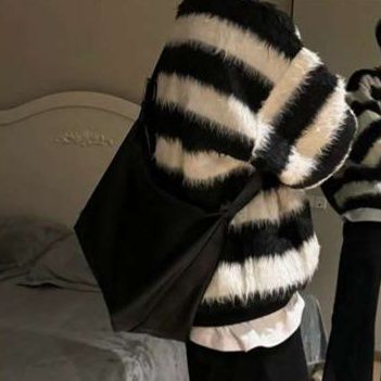 ふわもこボーダーオーバーサイズニット ボーダー服