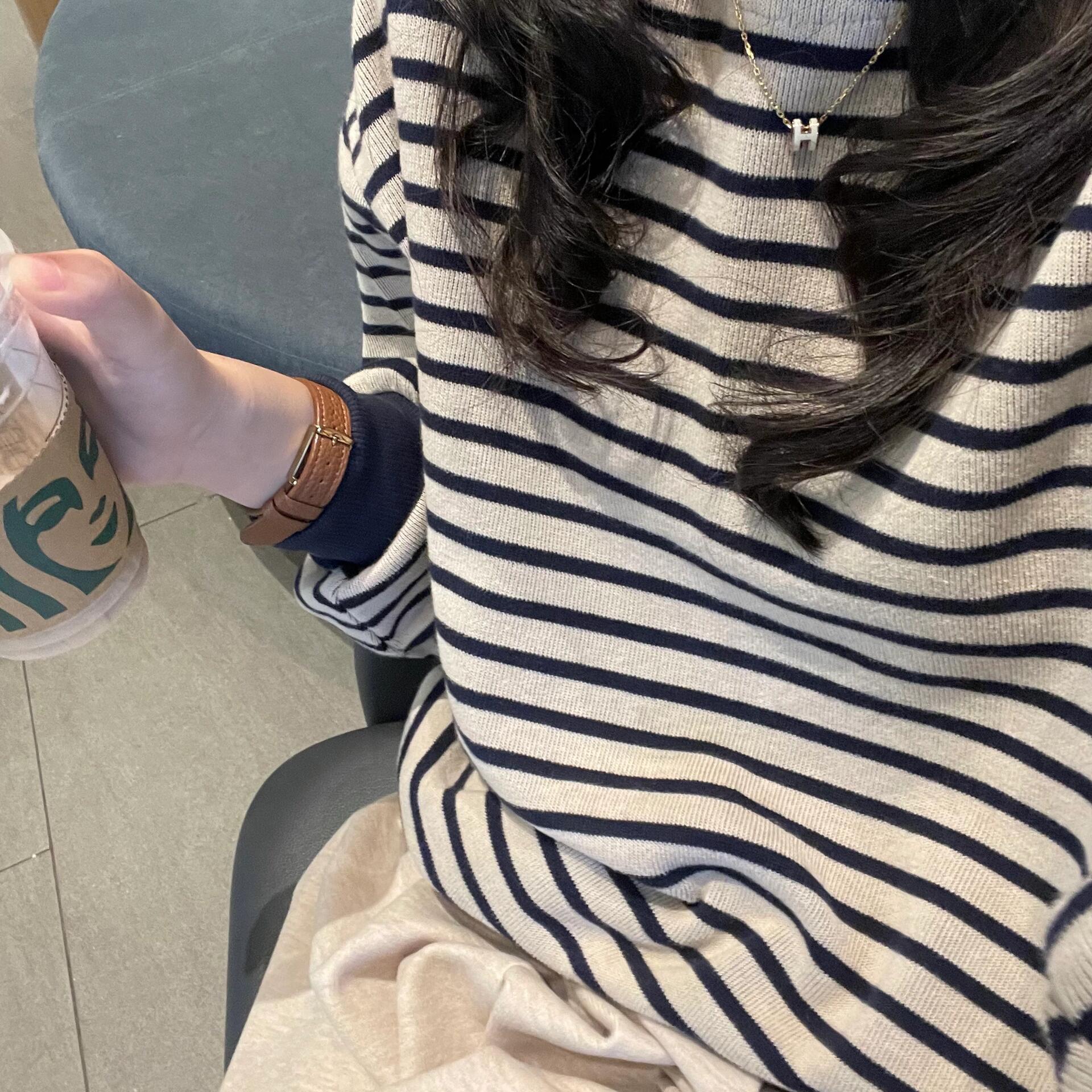 ボーダー服 ゆったりリブ袖口ボーダーカットソー