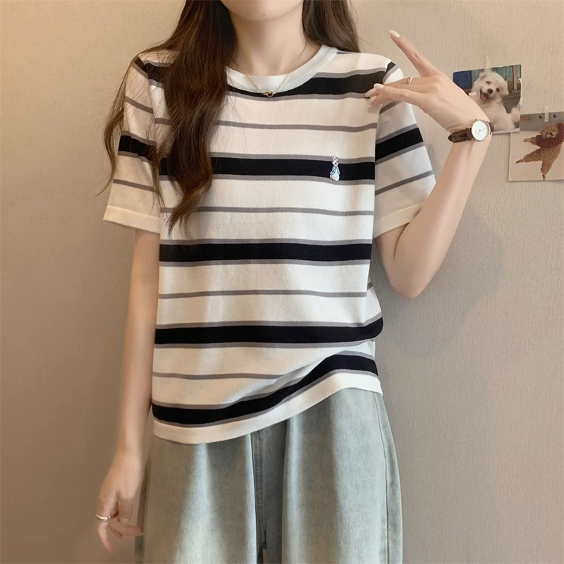 https://fulmo-img-server.com/borderly/352687be-dfb7-4329-b361-e2e8da63bed8.jpg