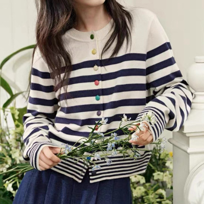 ボーダー服 ボーダー柄カーディガン カラフルボタン丸首ニット