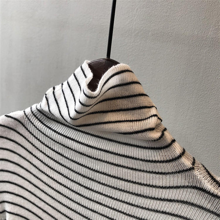 ボーダー服 ボーダー柄タートルネック長袖トップス