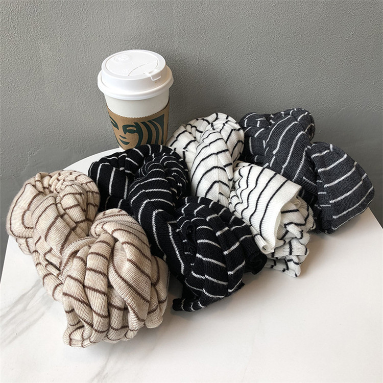 ボーダー服 ボーダー柄タートルネック長袖トップス