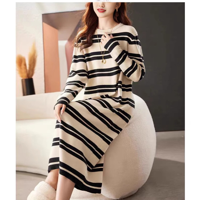 ボーダー服 新作ボーダー柄ニットワンピース長袖ロング丈体型カバー