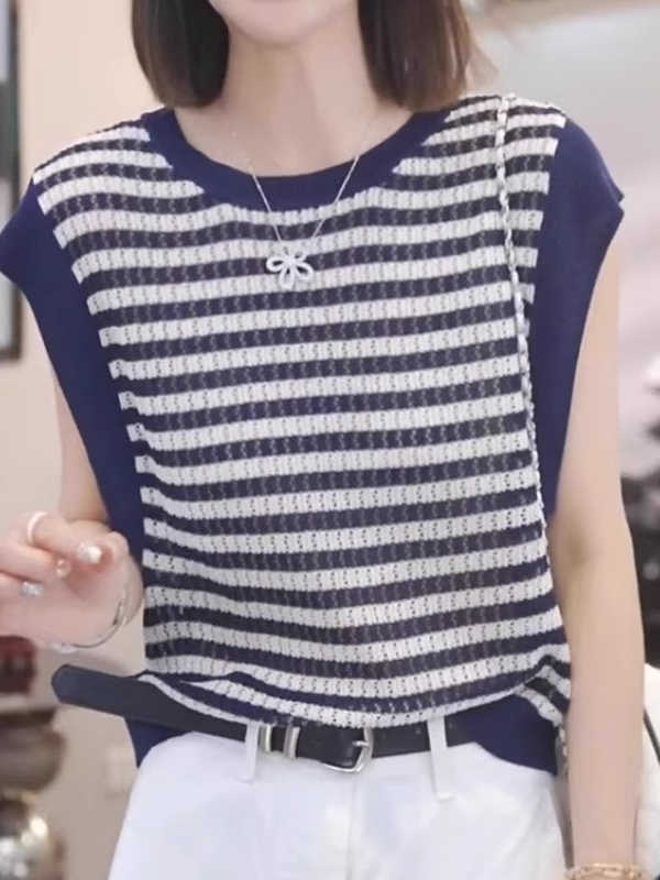 ボーダー服 透かし編みボーダーノースリーブ