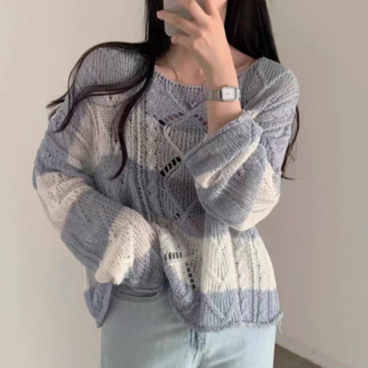 ボーダー服 透かし編みボーダーニット