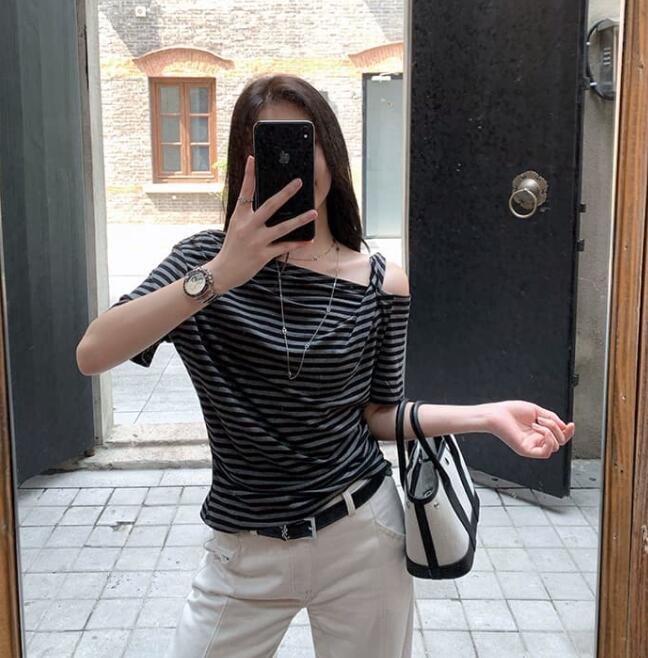 https://fulmo-img-server.com/borderly/5ed0f962-b8cb-47fe-a0e2-c425a3c0b9c7.jpg