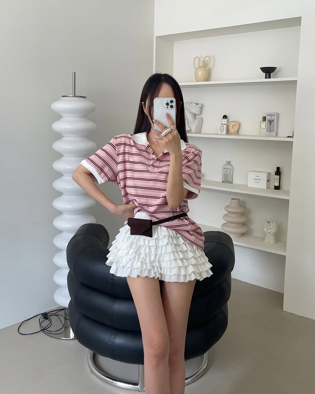 https://fulmo-img-server.com/borderly/72fffd03-d803-4ce9-9930-9d6ced894ba0.jpg