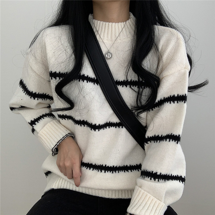 ボーダー服 ゆったり着心地 厚手ボーダーニットセーター 女性用長袖