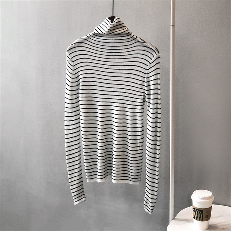 ボーダー服 ボーダー柄タートルネック長袖トップス