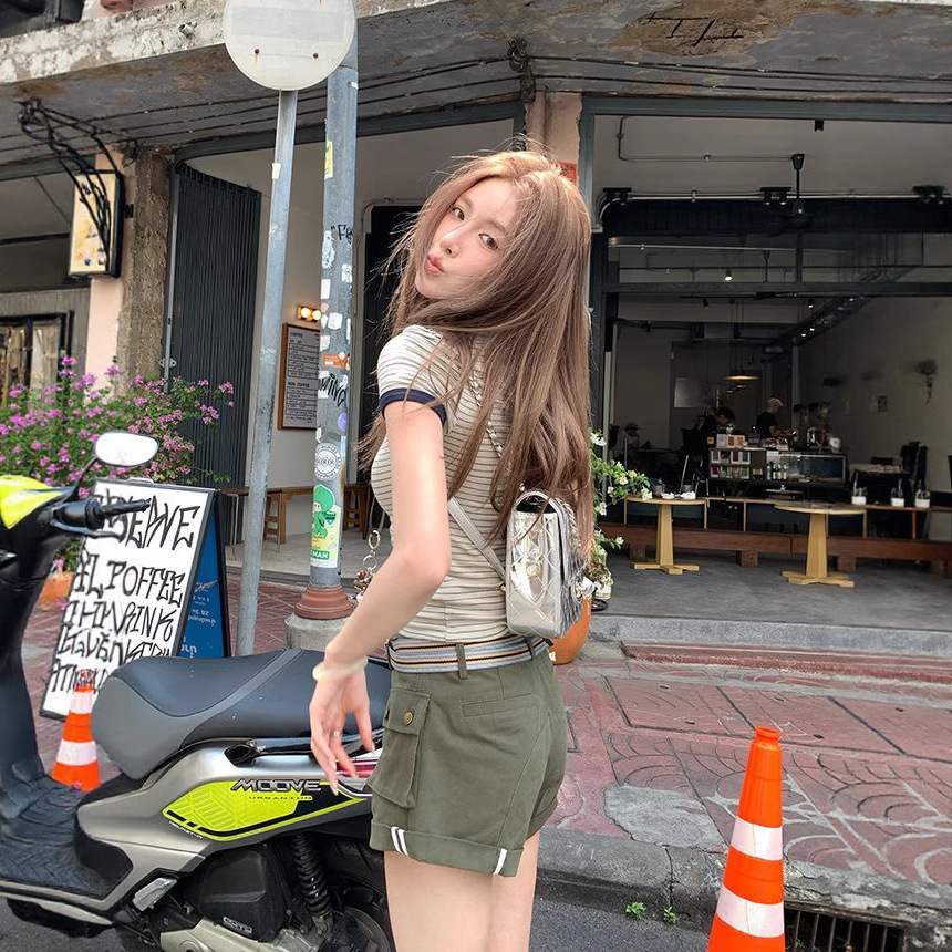 ボーダー服 すっきり細身リブ縞模様Tシャツ