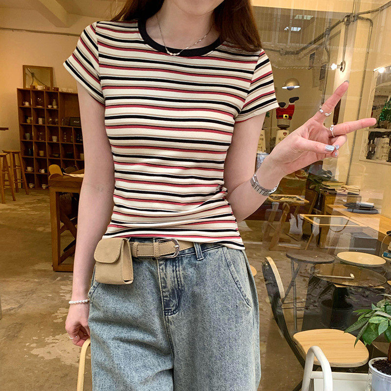 ボーダー なめらか襟付きボーダーTシャツ