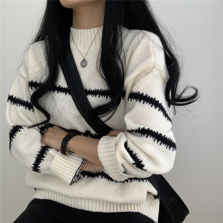 ボーダー服 ゆったり着心地 厚手ボーダーニットセーター 女性用長袖