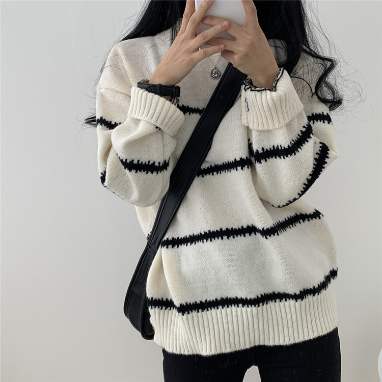 ボーダー服 ゆったり着心地 厚手ボーダーニットセーター 女性用長袖