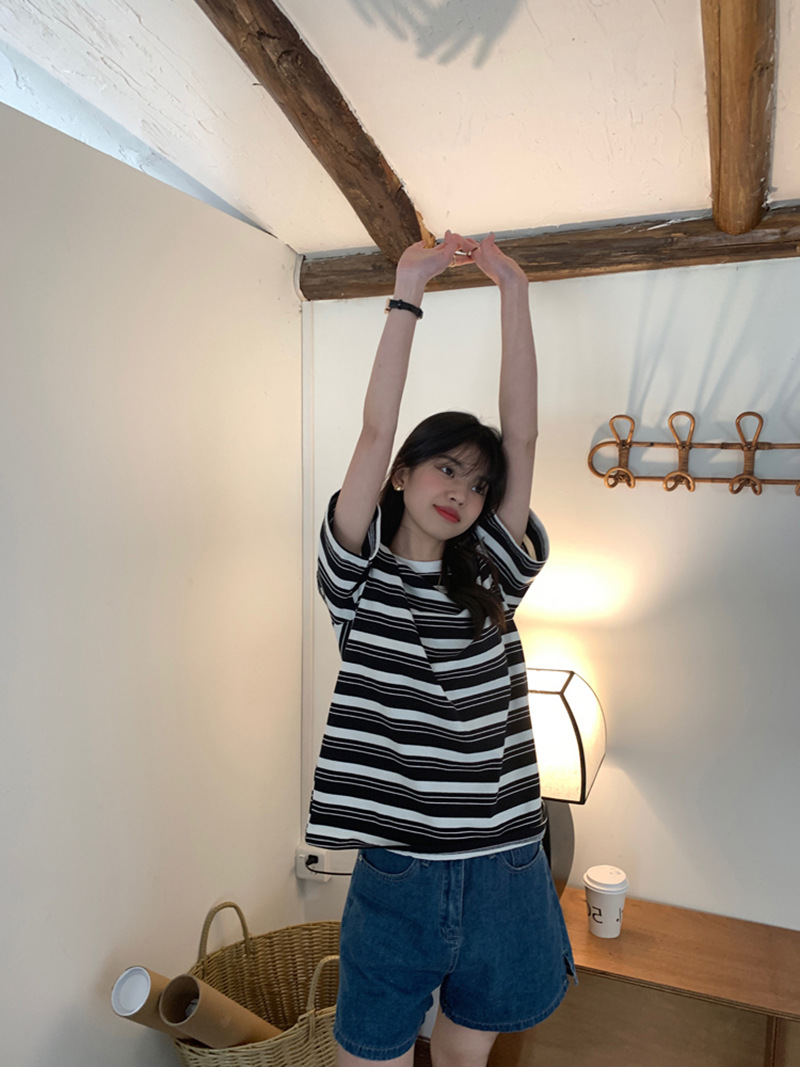 https://fulmo-img-server.com/borderly/ac8a7b76-d59e-410b-bae0-ed74405c626e.jpg