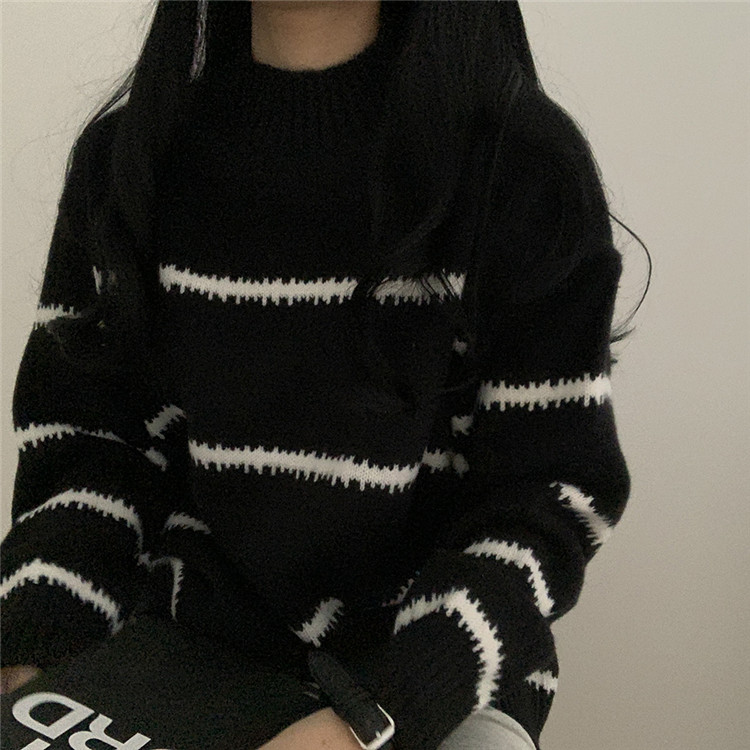 ボーダー服 ゆったり着心地 厚手ボーダーニットセーター 女性用長袖