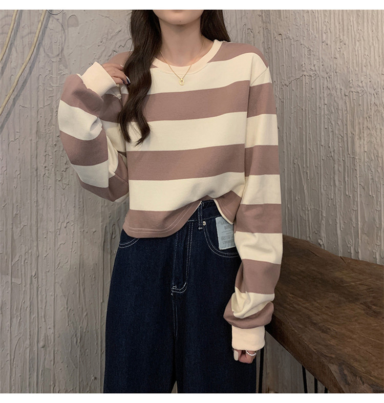 https://fulmo-img-server.com/borderly/b10eb05a-1221-42e9-88f0-fe9d29f99019.jpg