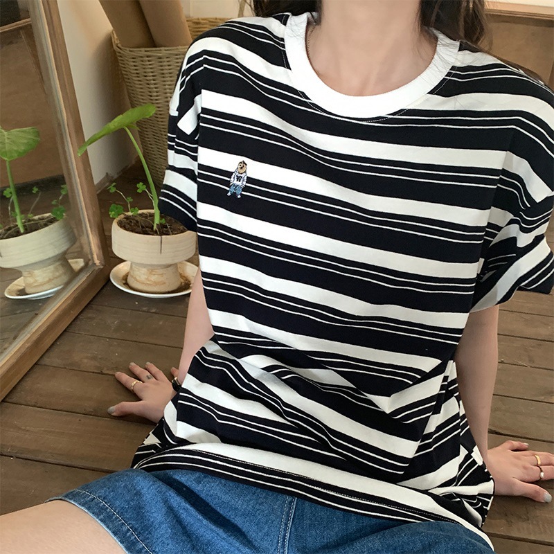 https://fulmo-img-server.com/borderly/b1869638-965b-4e3f-8131-98da110839bc.jpg