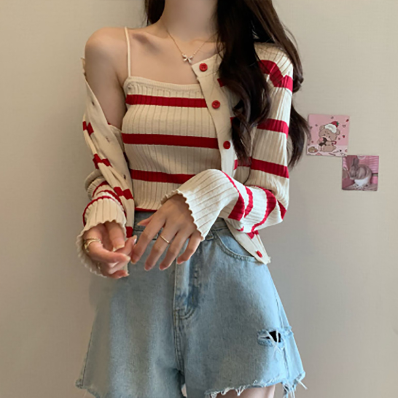 ボーダー服 ボーダー柄長袖ニットカーディガンとキャミソールセット