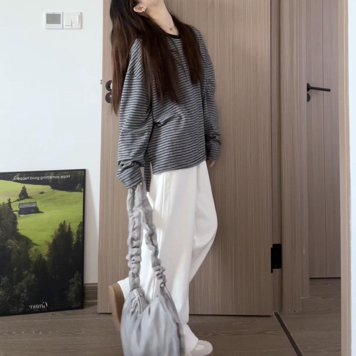 ボーダー服 ゆったりボーダー長袖カットソー