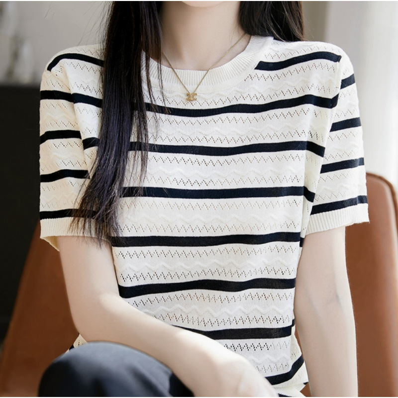 ボーダー服 透かし編みボーダー半袖ニット