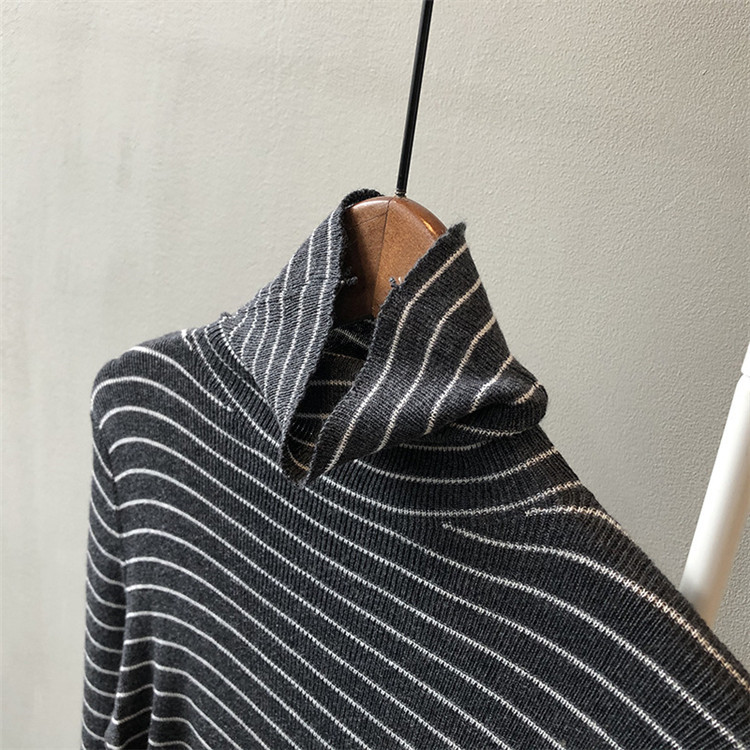 ボーダー服 ボーダー柄タートルネック長袖トップス