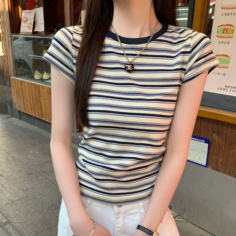 ボーダー シンプル細ボーダー半袖Tシャツ