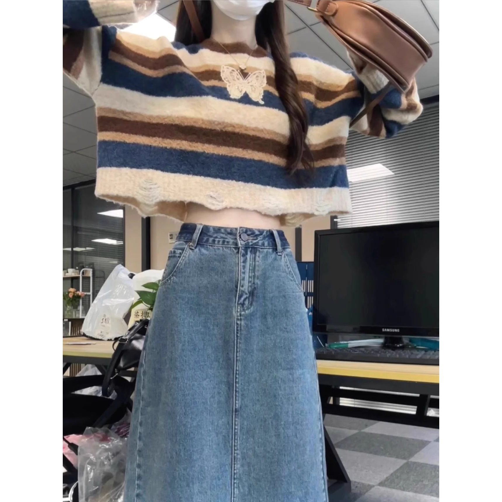 ボーダー服 蝶々モチーフ ふわもこボーダーニット