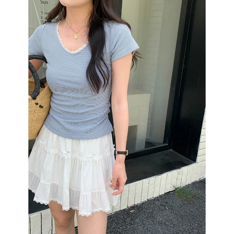 ボーダー服 レース縁取りボーダー胸元Tシャツ