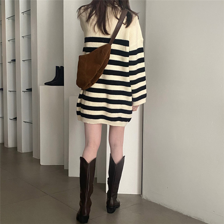 ボーダー服 大人可愛いボーダー柄ニットワンピース