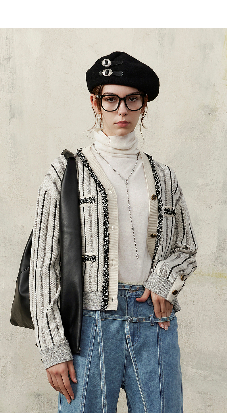 ボーダー服 上品飾り編みストライプカーディガン