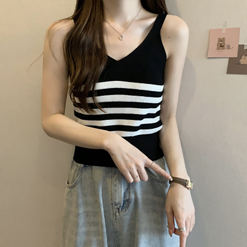 ボーダー服 タンクトップ ボーダー柄ニットタンクトップ無地切替伸縮インナー