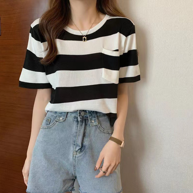 https://fulmo-img-server.com/borderly/f7612852-4fd5-41a5-998e-c4264f198d47.jpg