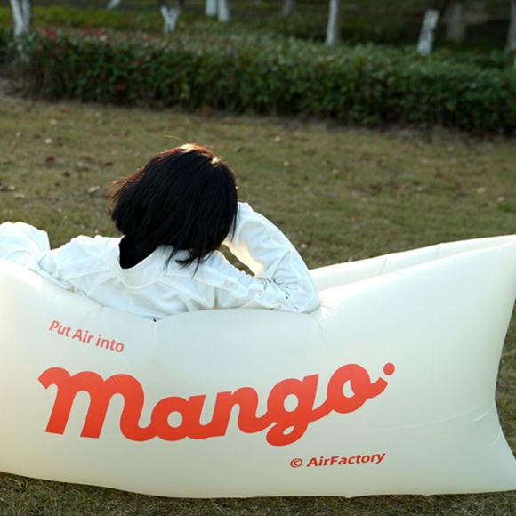 防災グッズ アウトドア快適エアーベッド